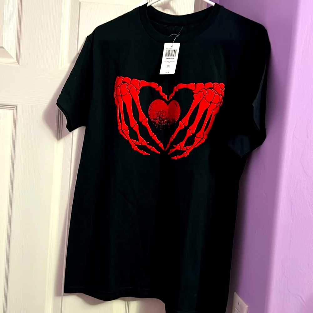 Neon Riot Dark Hearted Tee